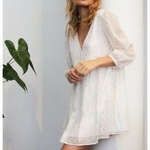 Aritizia Sunday Best Cream Mini Summer V Neck Puff 3/4 Sheer Sleeves Gold M